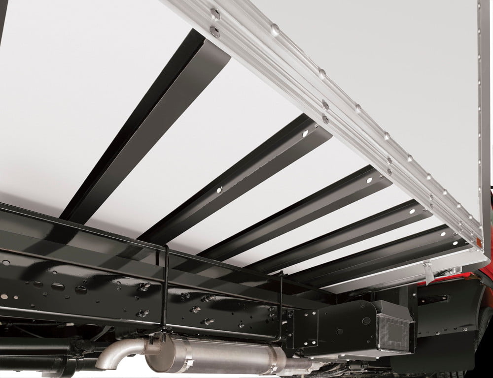 Tractor trailer insulated subflooring